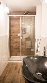 Toledo Class - B&B Naples