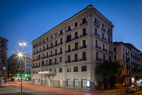 UNAHOTELS Napoli