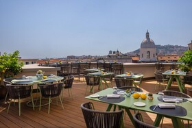 UNAHOTELS Napoli