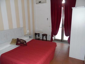 Agorà Hostel Deluxe