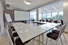 Suites & Residence Hotel