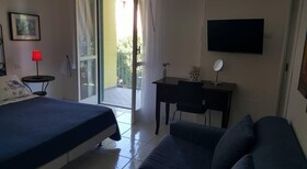 B&B Massico Apartments