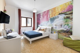 Bb Sorrento Mahal Kita Unique Style