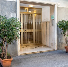 Bb Sorrento Mahal Kita Unique Style