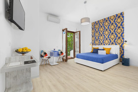 Les Suites des Tout le Monde