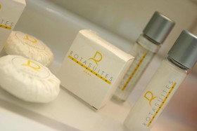 Rota Suites
