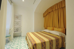 Surriento Suites