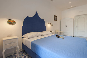 Surriento Suites