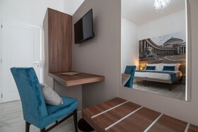 Palazzo Caracciolo Del Sole