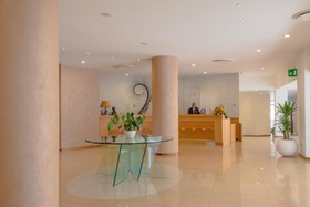 Grand Hotel Moon Valley