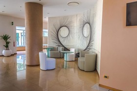 Grand Hotel Moon Valley