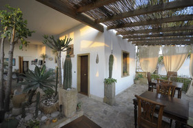 Felline In Bed & Breakfast