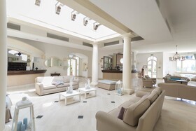 Nicolaus Prime Il Gabbiano Hotel