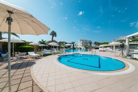 Nicolaus Prime Il Gabbiano Hotel