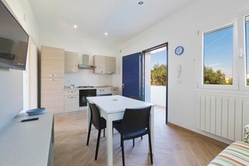 Absolute Suite Apartments