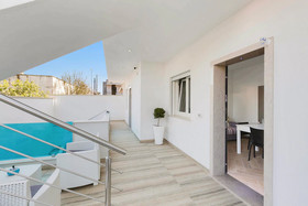 Absolute Suite Apartments