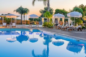 Villa Hermosa Resort