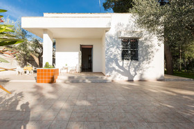 Villetta la Pineta by Barbar House