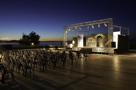 Hotel Village Paradise