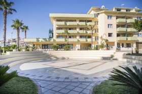 Hotel Village Paradise