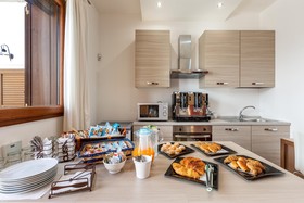 2059 Hotel Roma Tripla