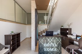 2059 Hotel Roma Tripla
