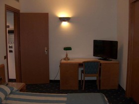 Miceneo Palace Hotel