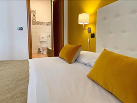 A Due Passi Dal Ponte