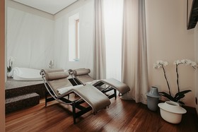 Baca Suites Restaurant & Bar