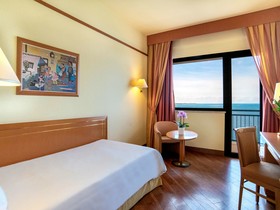 Hotel Delfino Taranto