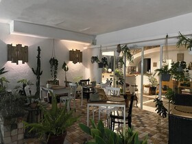 Black Market Hotel
