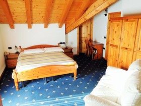 Hotel Vescovi