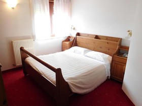Hotel Vescovi
