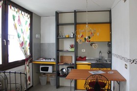 Jolly Residence