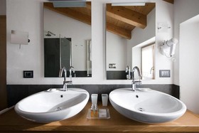 Meuble Sertorelli Reit