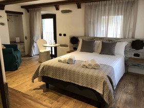 Nicomat Rooms