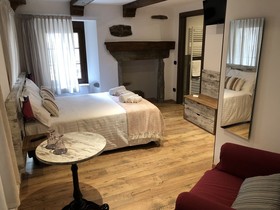 Nicomat Rooms