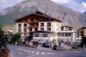 Hotel Bernina