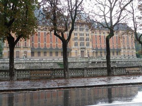 Centrale