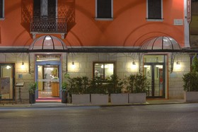 Bes Hotel Papa