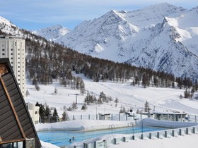 Shackleton Mountain Resort