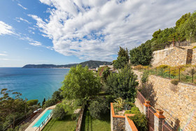 La Sterlizia Di Santa Croce