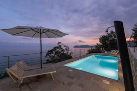 La Sterlizia Di Santa Croce