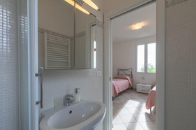 La Sterlizia Di Santa Croce