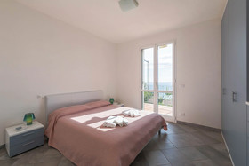 La Sterlizia Di Santa Croce