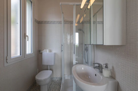 La Sterlizia Di Santa Croce