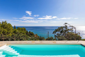 La Sterlizia Di Santa Croce