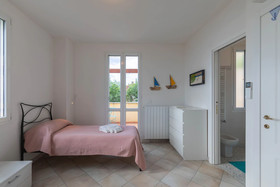 La Sterlizia Di Santa Croce