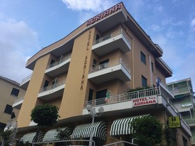 Hotel Adriana