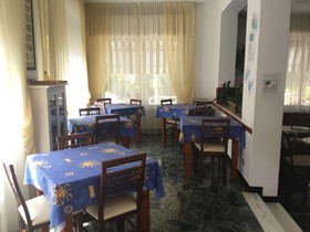Hotel Adriana